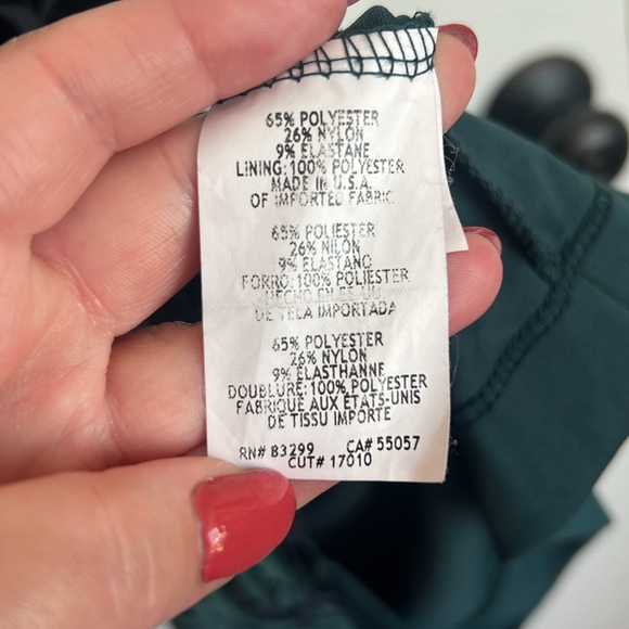 Emerald green, velvet patterned body con dress - Picture 4 of 9